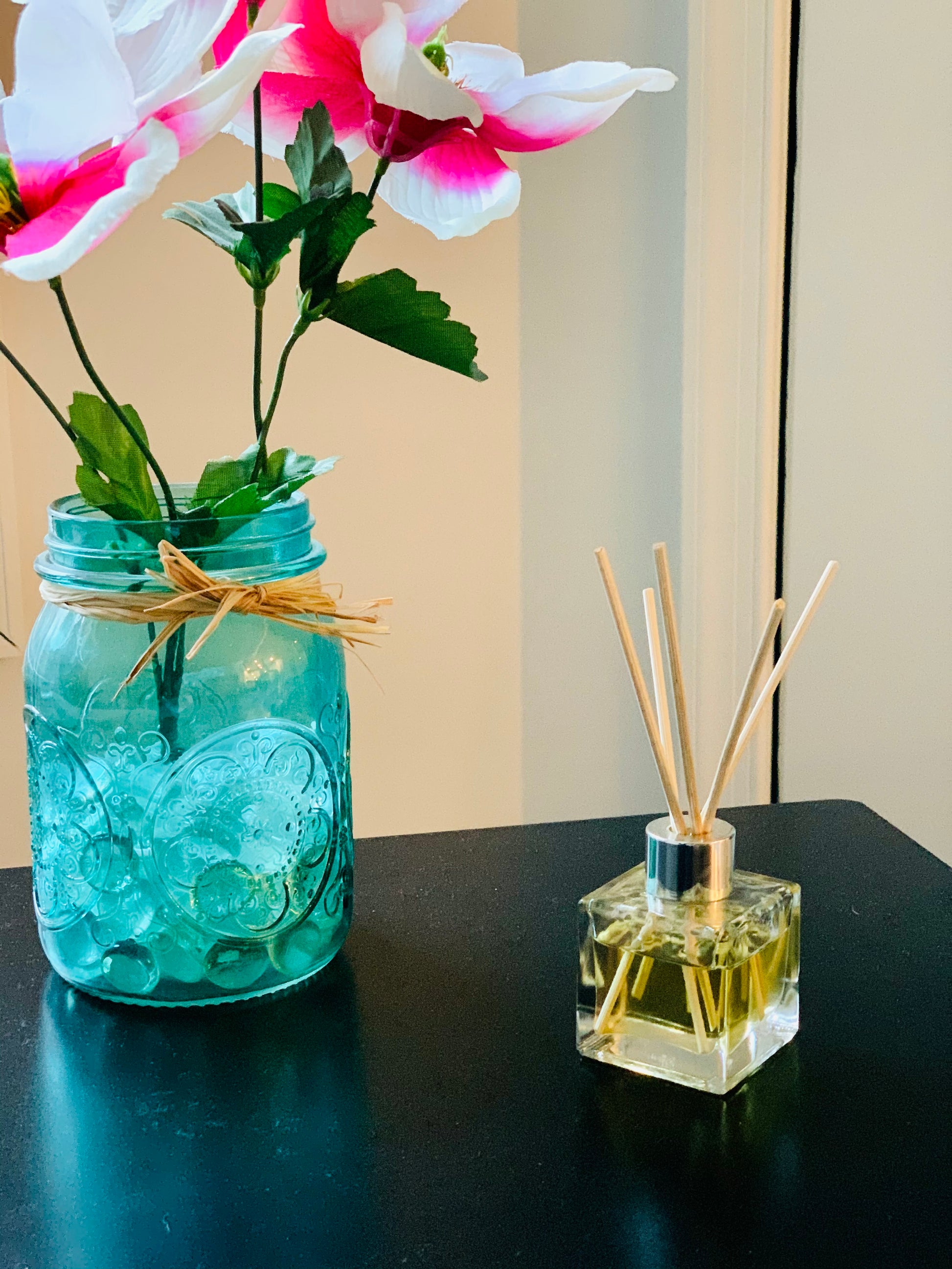 Small Room Diffuser & Diffuser Refills